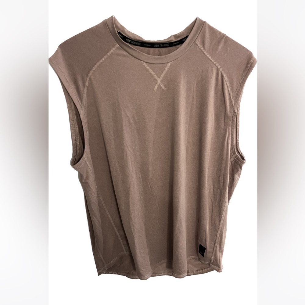 H&M men’s sport training T-shirt size L